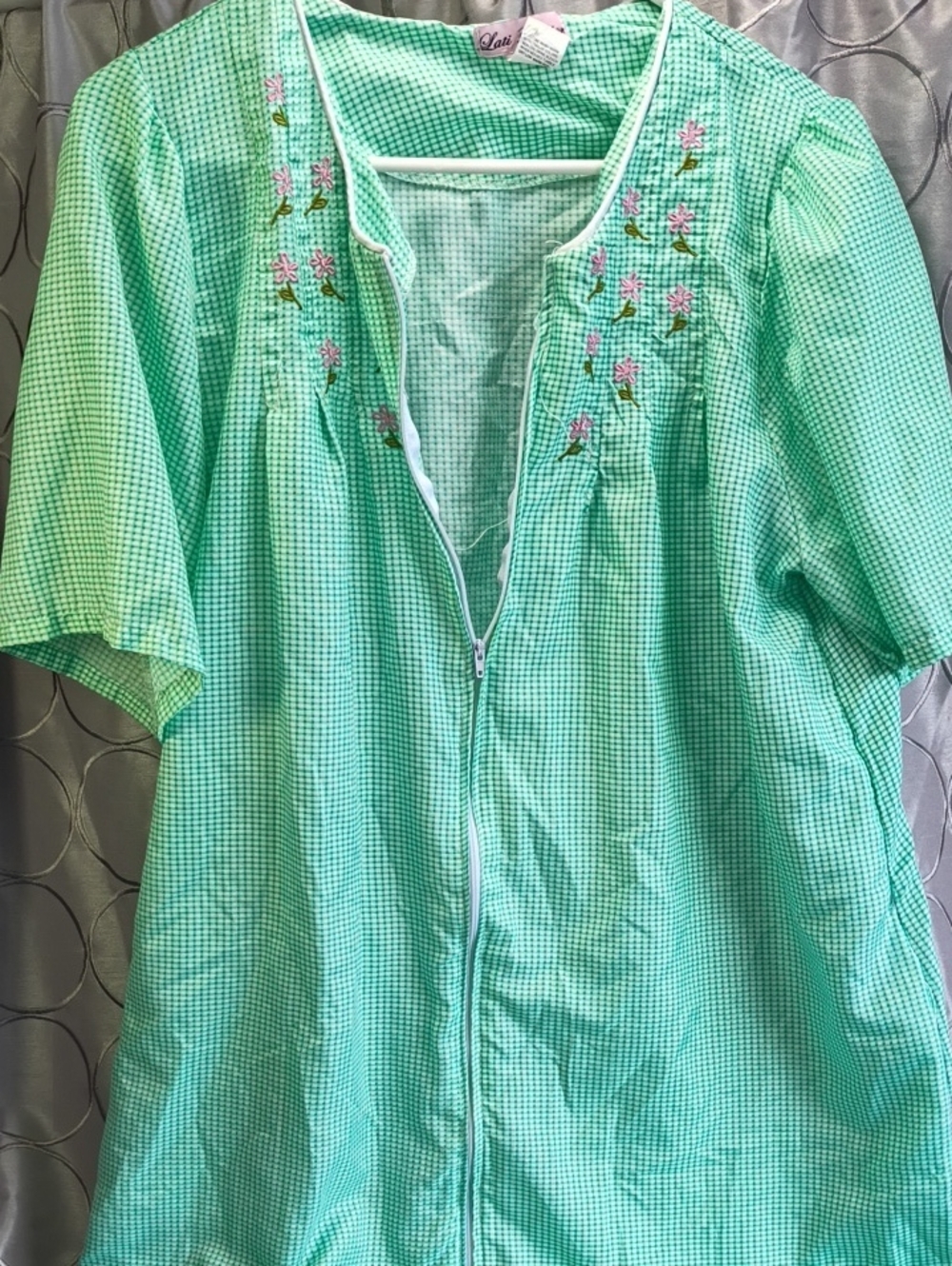 Women’s Light Weight Vintage MintDress with Floral Embroidery and Front Zip AF